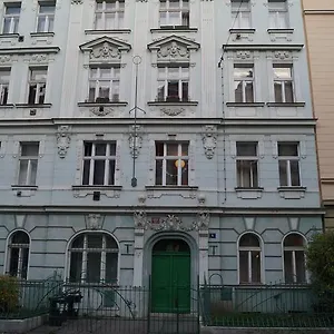 Smeralova Praha